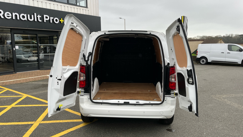 Vauxhall Combo Cargo Combo L1 Diesel 2300 1.5 Turbo D 100ps H1 Sportive Van